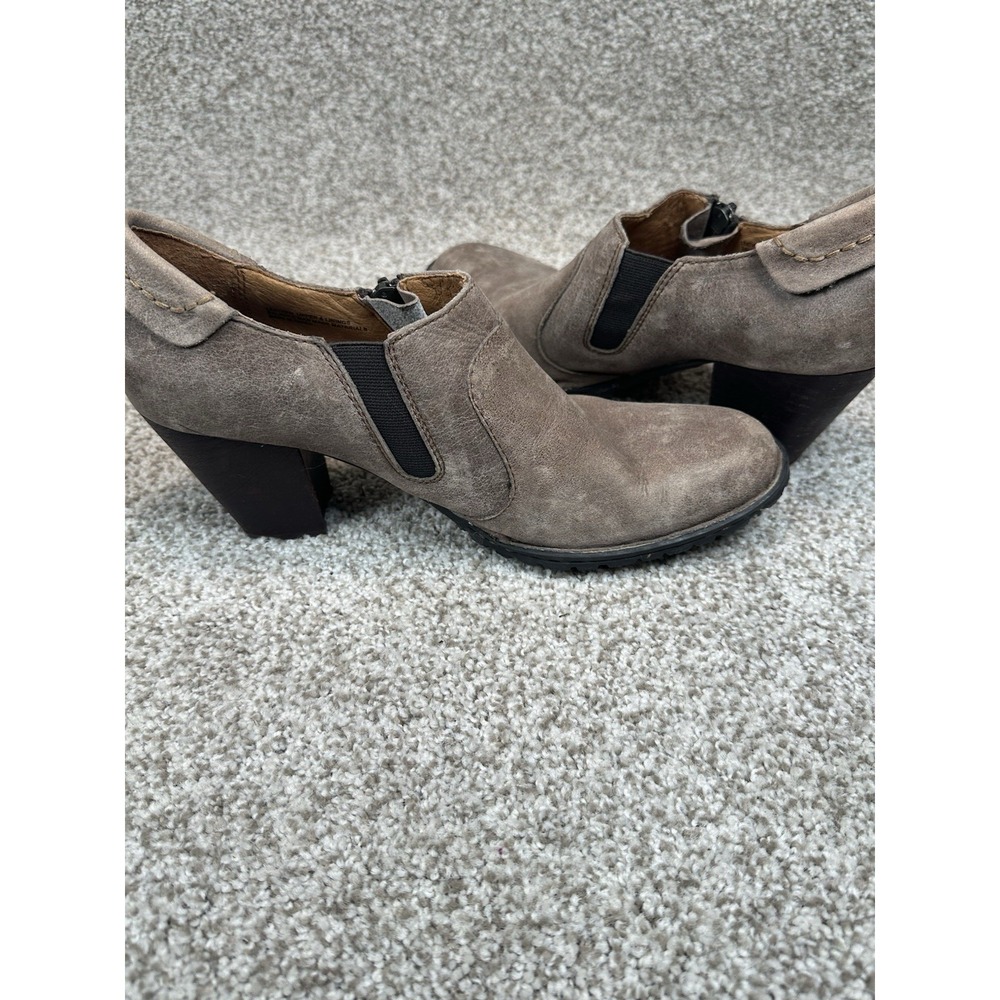 Born Rowan Women's Taupe Leather Side Zip Ankle Bootie Shoe Size 9 - Picture 11 of 11